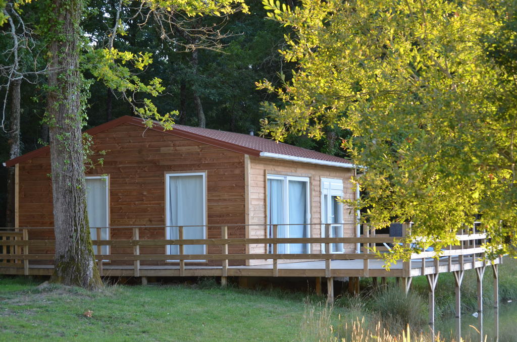 Chalet De La Heronniere Chef-Boutonne Экстерьер фото